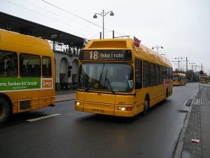 Hvorfor Flager Busserne i Dag