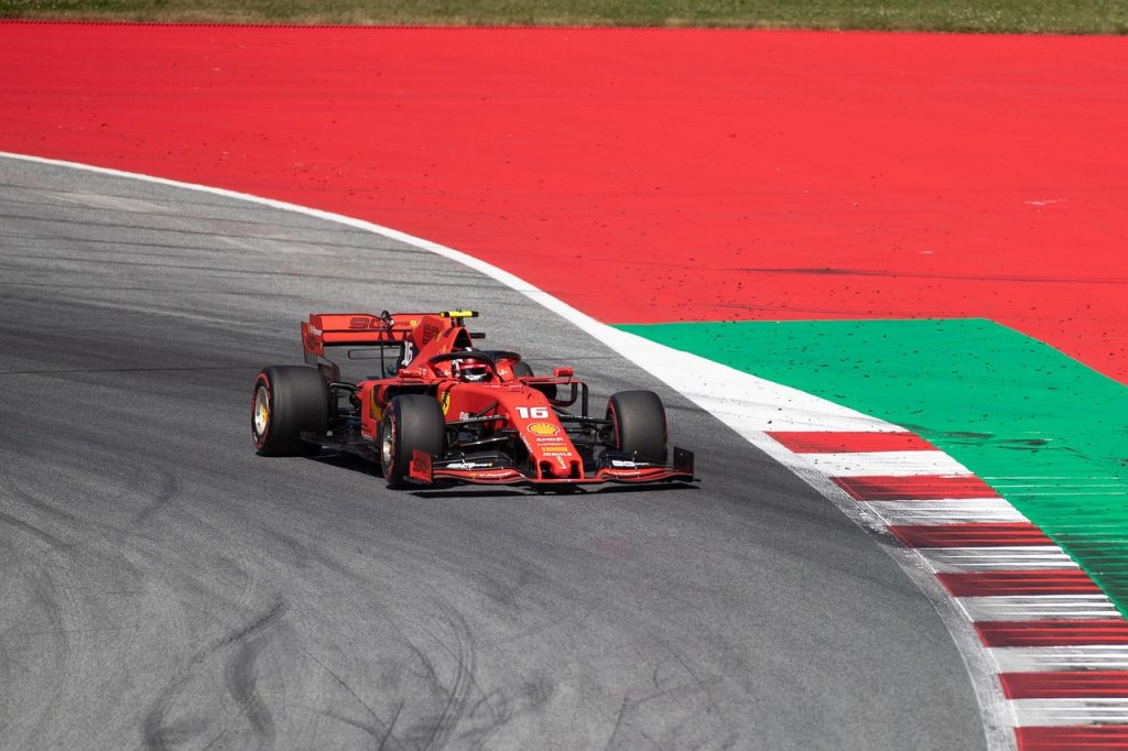 Leclerc vinder sidste træning før Monaco Grand Prix trods Hamilton-kollision