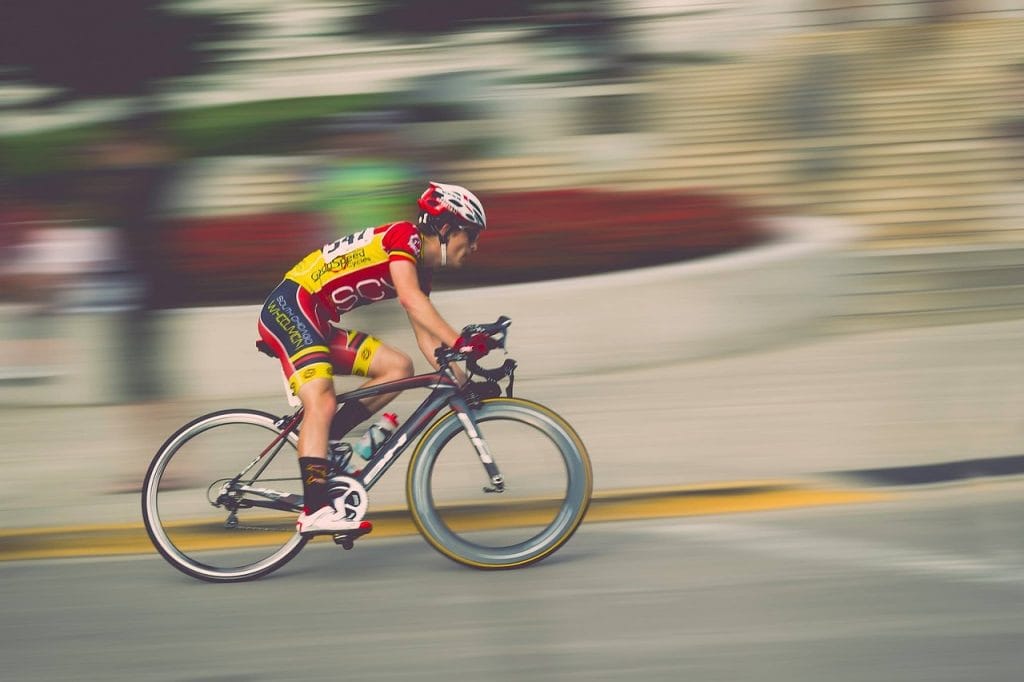 mads pedersen triumferer i episk sejr på giro d'italia's 5. etape!