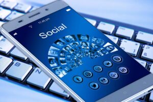 Flere unge lider af psykiske problemer: Sociale medier og pres spiller ind